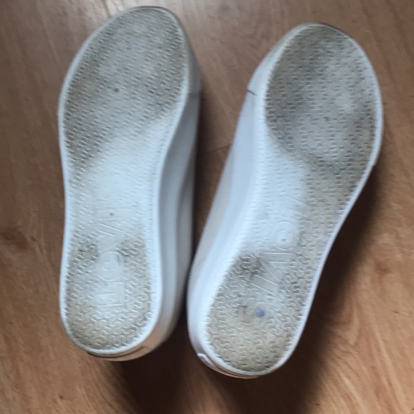 New Levi platform canvas - Picture 3 of 3